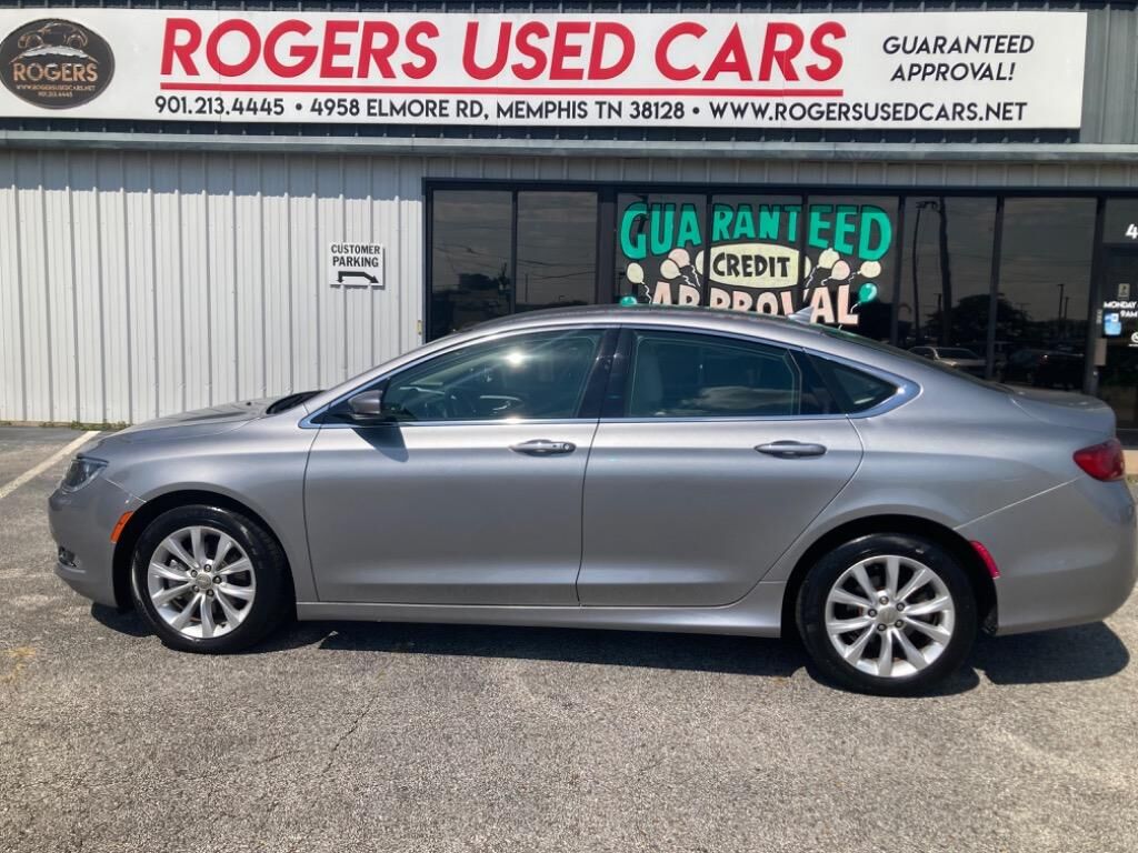 Chrysler 200