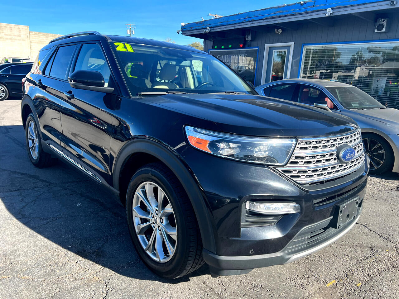 2021 FORD Explorer
