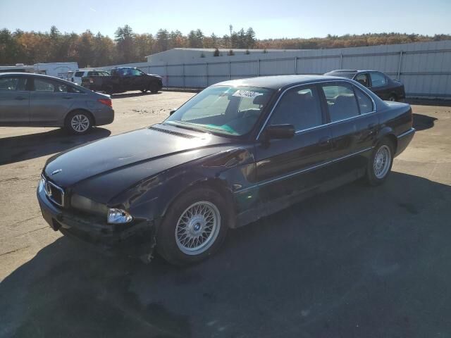 BMW 740i