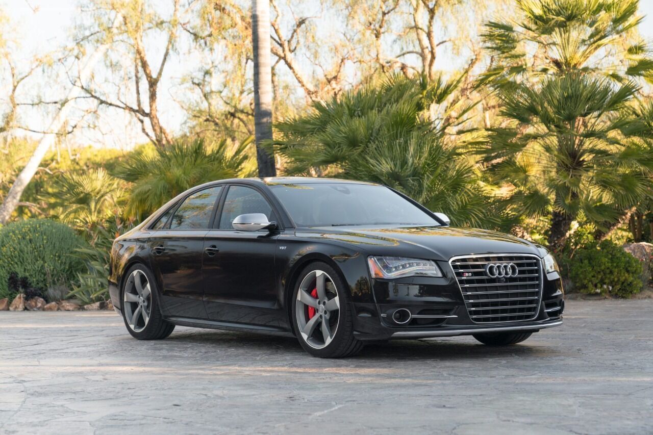 Audi S8