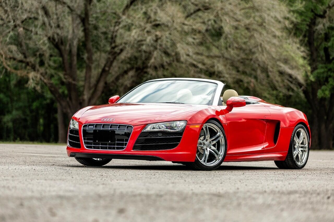 Audi R8