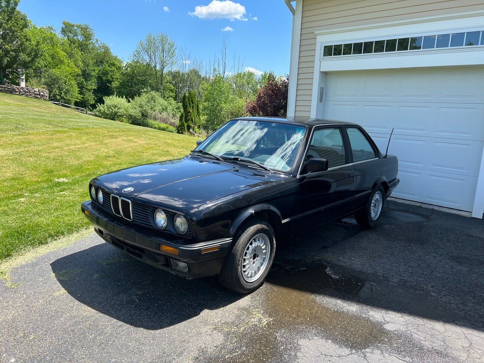 BMW 325iS