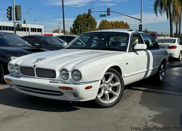 Jaguar XJR