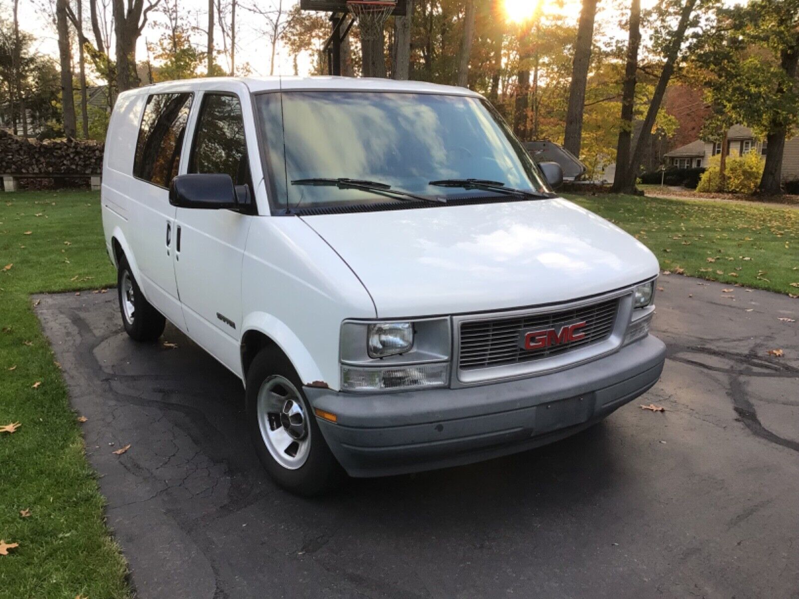 GMC Safari