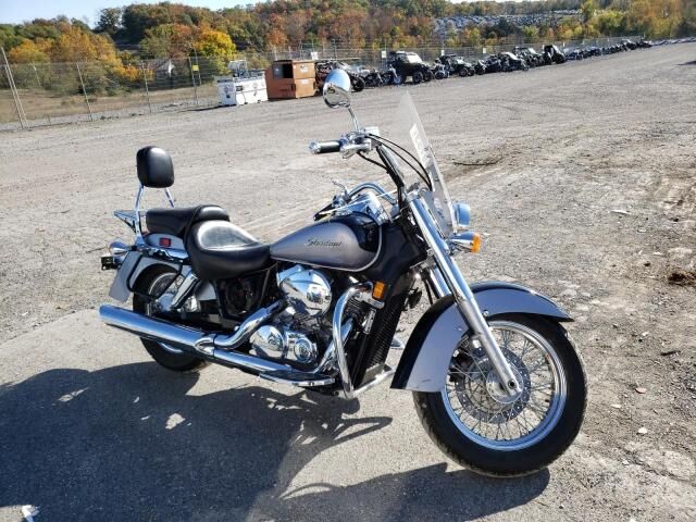 Honda VT750 (Shadow Aero)