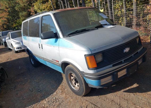 Chevrolet Astro Van