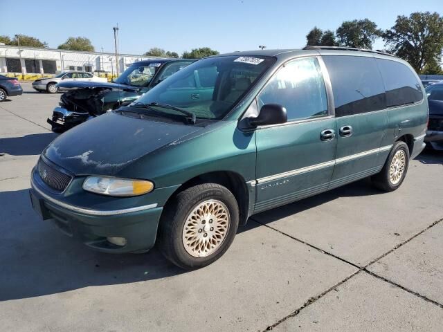 Chrysler Town and Country