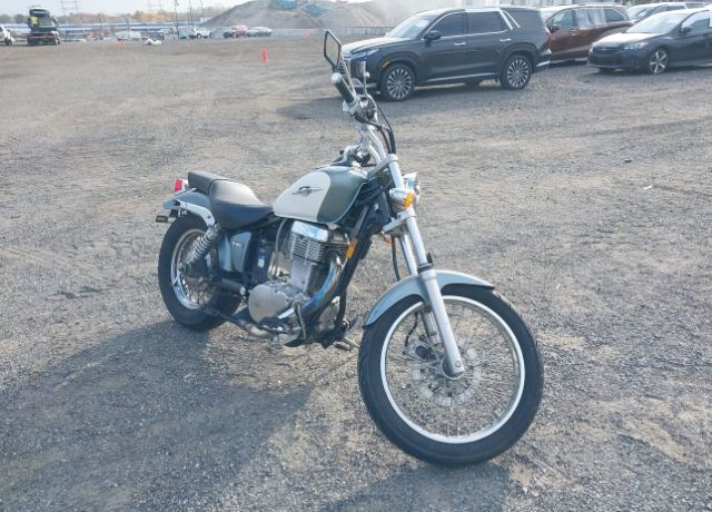 Suzuki LS650L