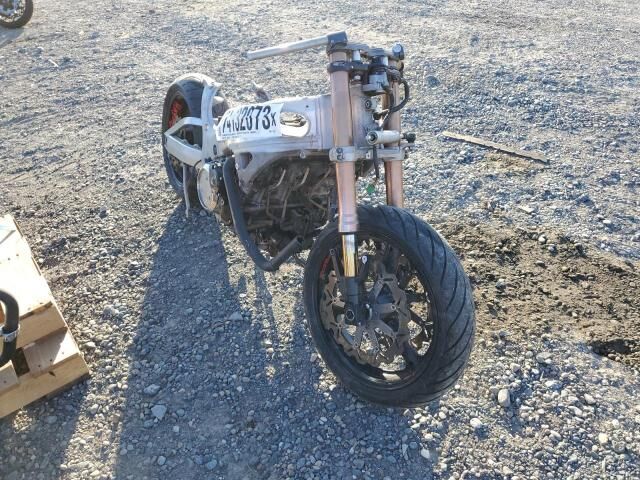 Suzuki GSX1300R