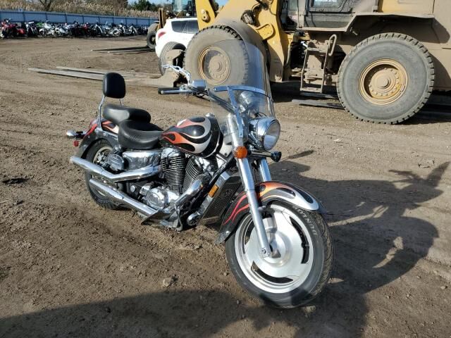 Honda VT1100C2 (SHADOW SABRE)