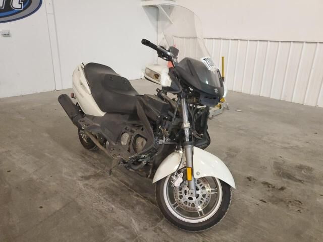 Suzuki AN650