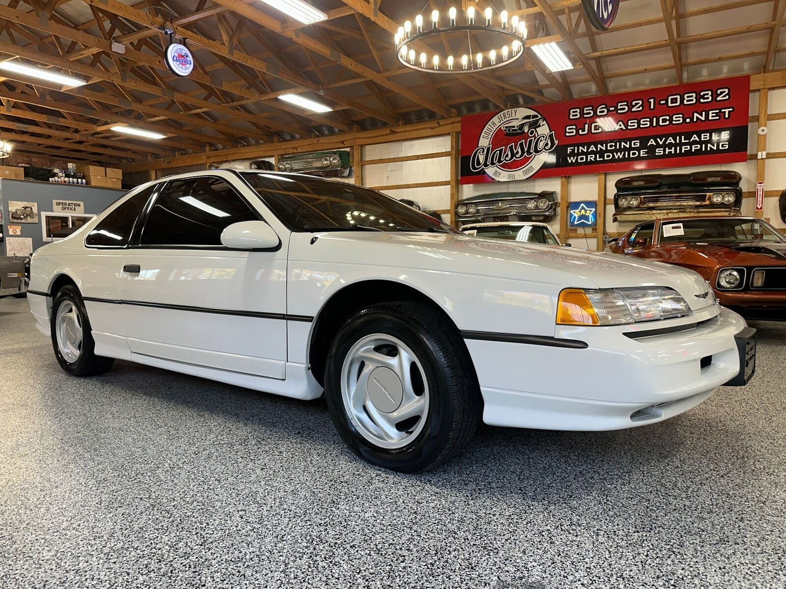 Ford Thunderbird