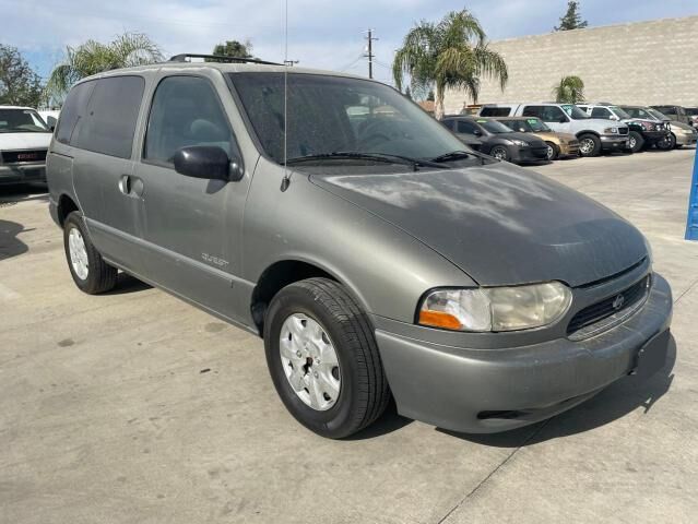 Nissan Quest