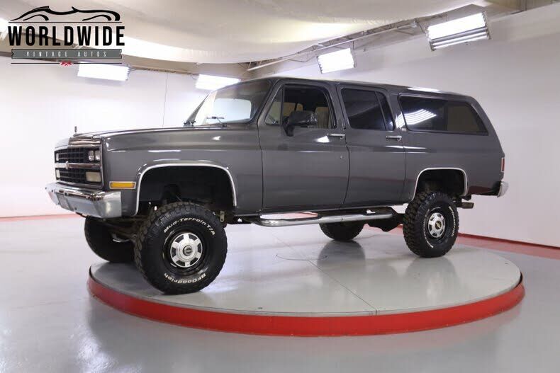 Chevrolet Suburban