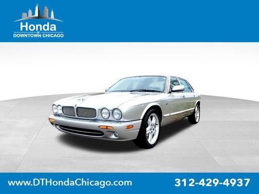 Jaguar XJR