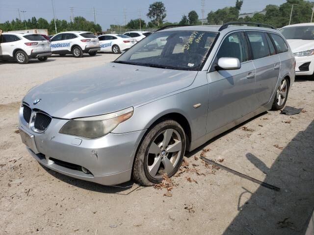 BMW 530xiT