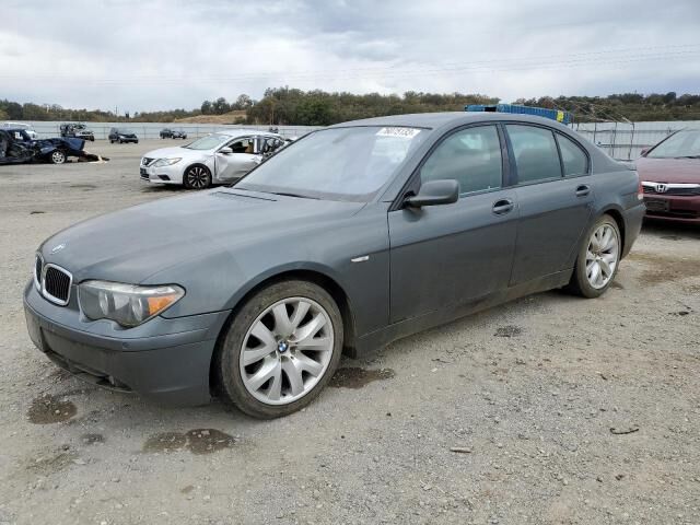BMW 745i