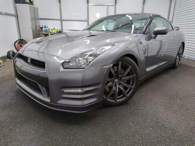 Nissan GT-R