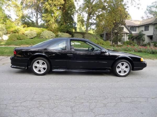 Ford Thunderbird