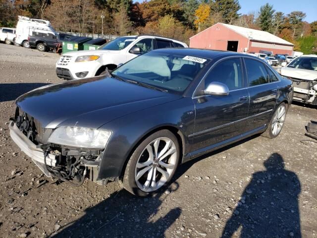 Audi S8