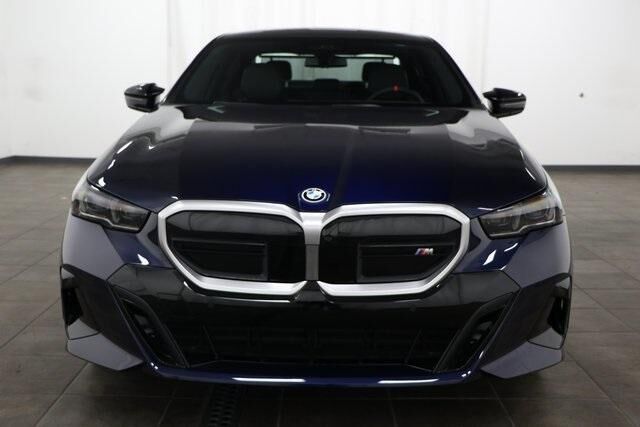 2024 BMW i5