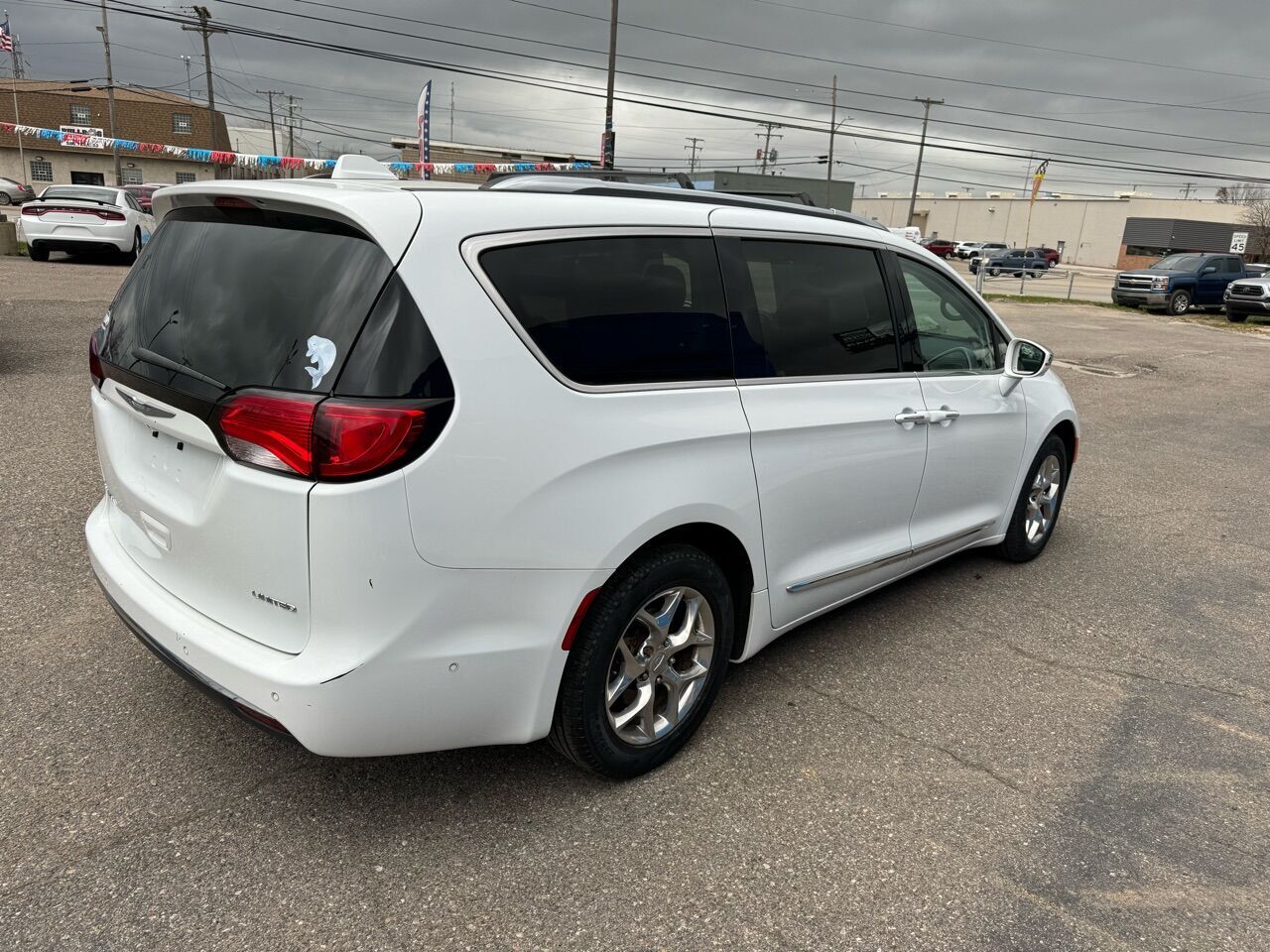 2017 CHRYSLER Pacifica