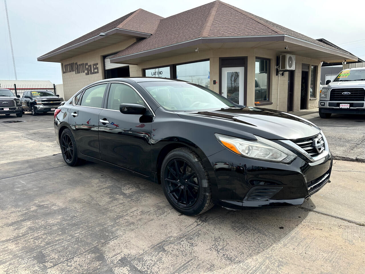 2017 NISSAN Altima