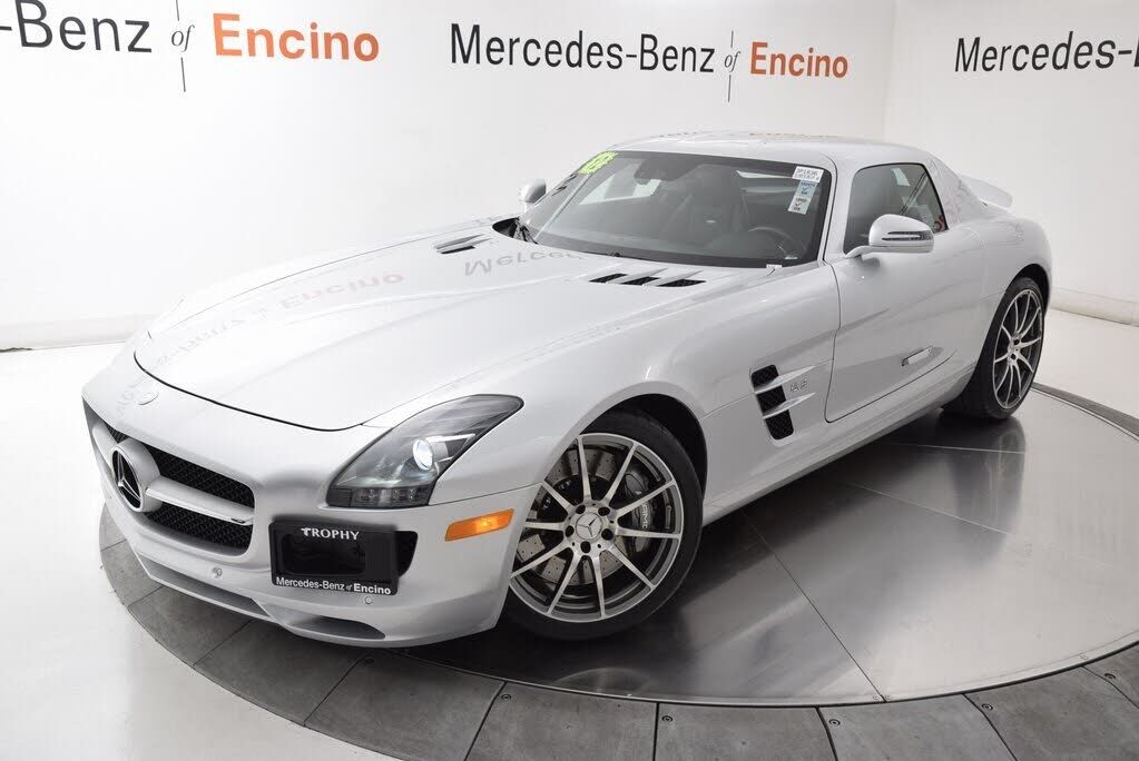 Mercedes-Benz SLS-Class