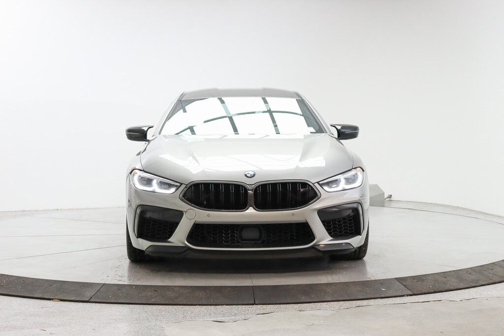 2021 BMW M8