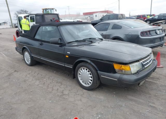 Saab 900
