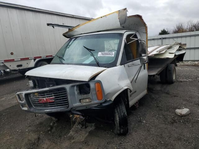 GMC Savana