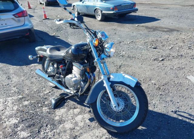 Suzuki GZ250