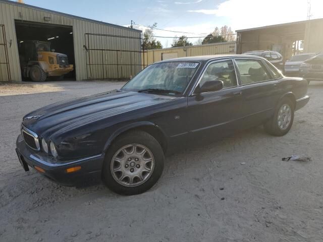 Jaguar XJ8
