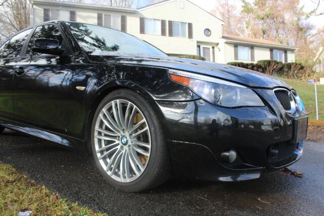 BMW 550i