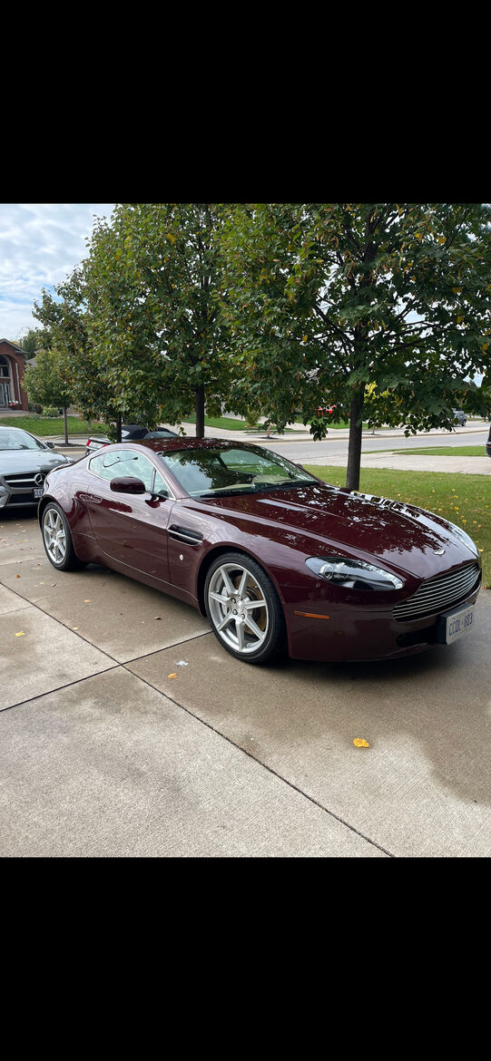 Aston Martin V8 Vantage