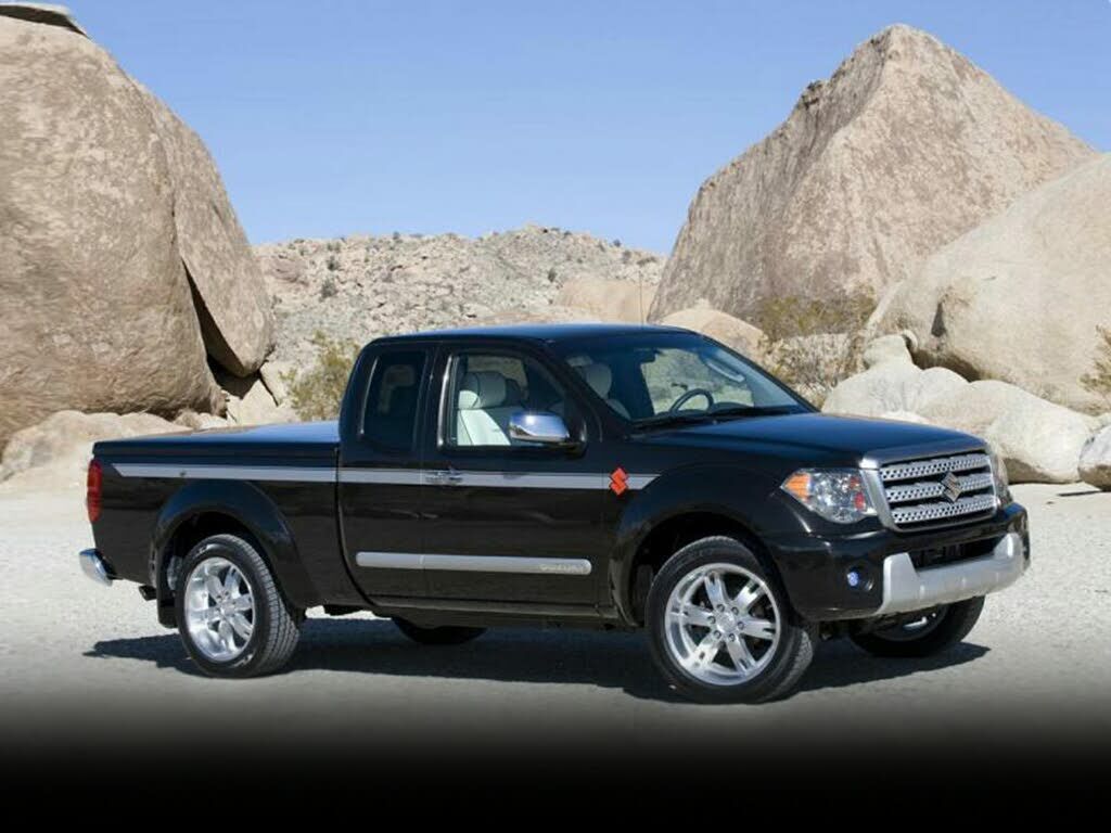 Suzuki Equator