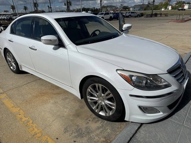 Hyundai Genesis