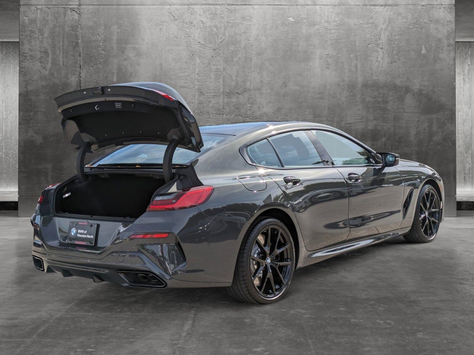 2024 BMW M850i