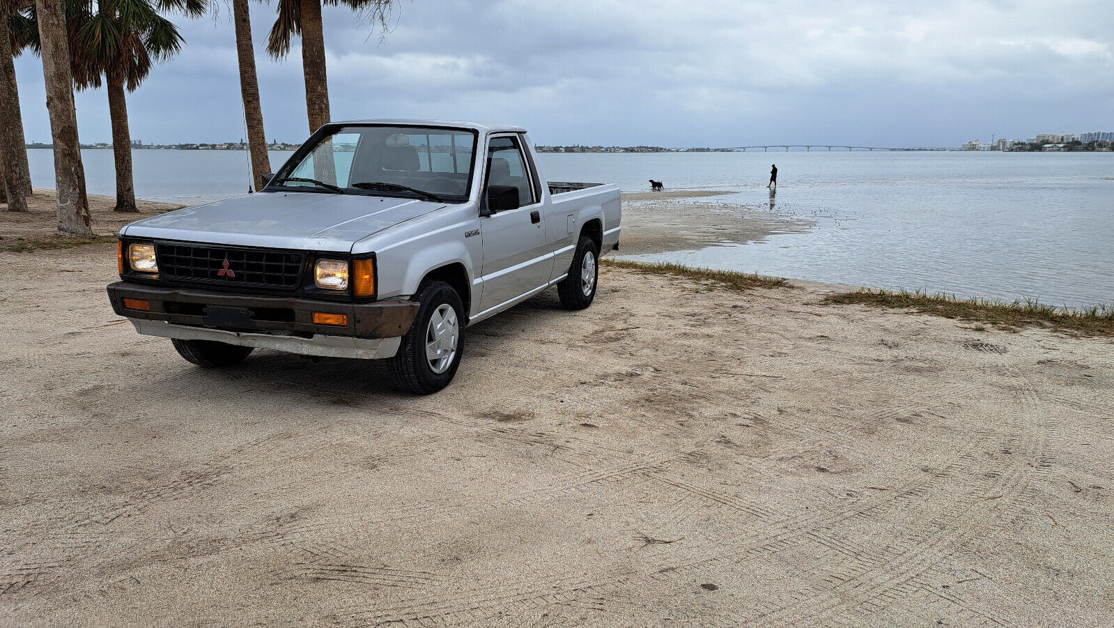 Mitsubishi Mighty Max