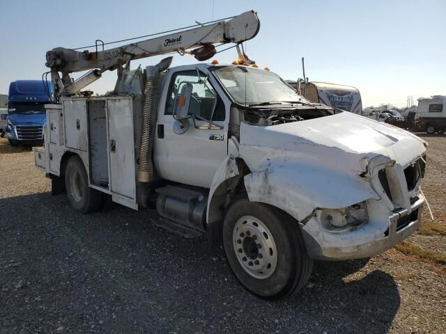 Ford F-750