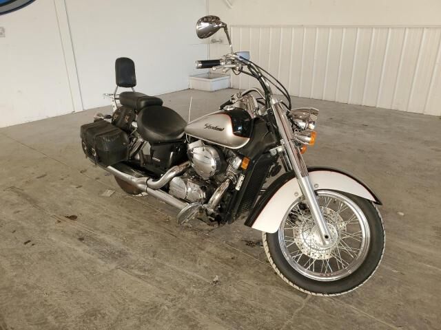 Honda VT750 (Shadow Aero)