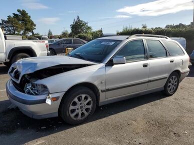 2000 VOLVO V40 - VIN Decoder