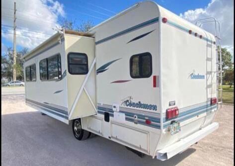 1998 FORD E-450