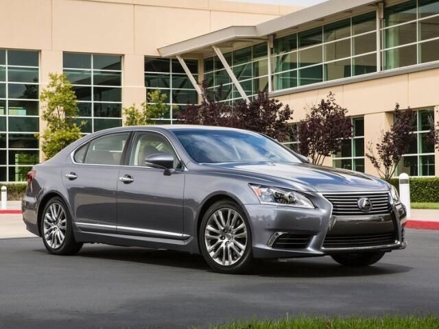 2013 Lexus LS