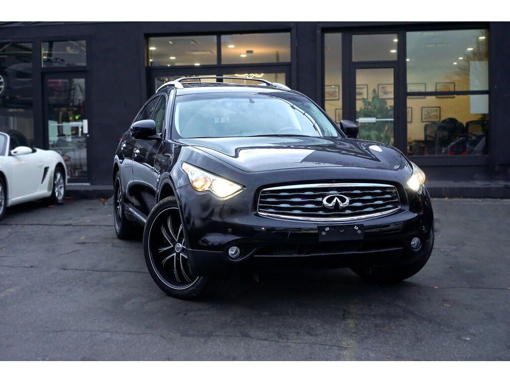 Infiniti FX35