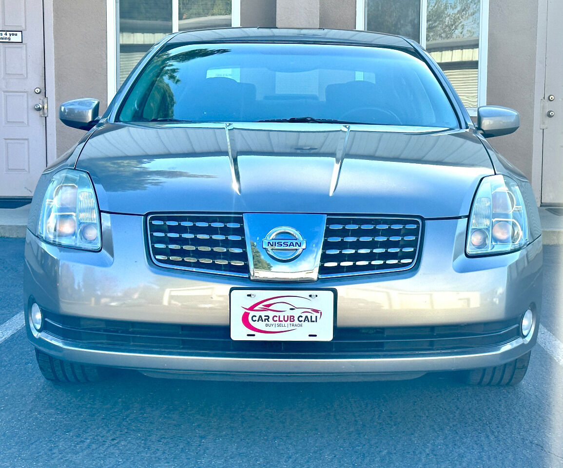2004 NISSAN Maxima