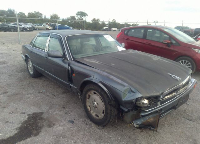 Jaguar XJ6
