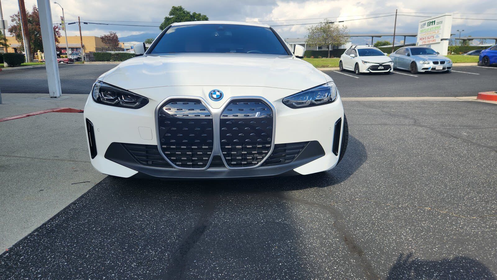 2023 BMW i4