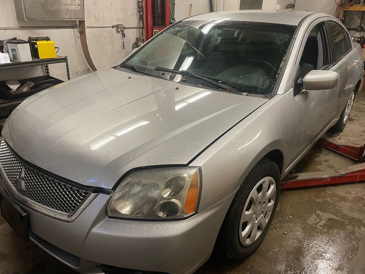 2012 MITSUBISHI Galant