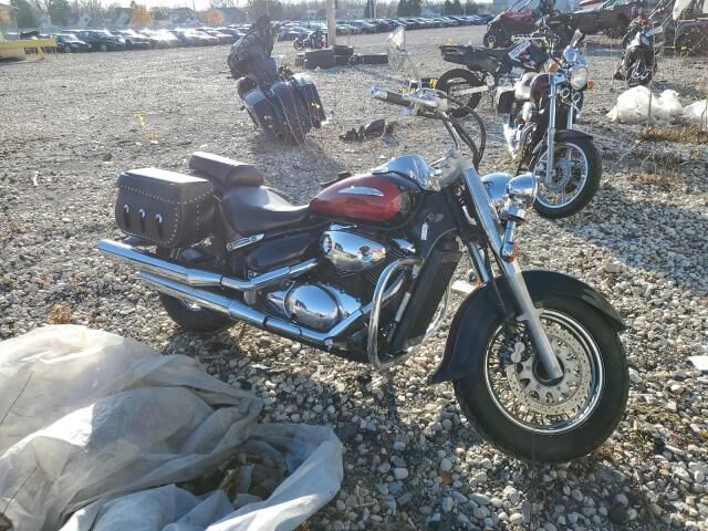 Suzuki VL800
